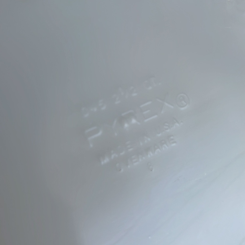 Pyrex Butterfly - Picture 3 of 3